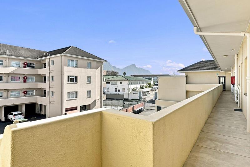 3 Bedroom Property for Sale in Plumstead Western Cape